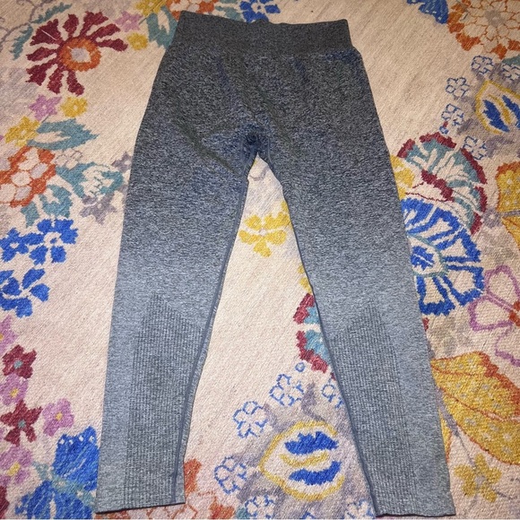 Women's AYBL Pulse Ombre Seamless Leggings Gray Black Size Large Athleisure Gym - Picture 5 of 10